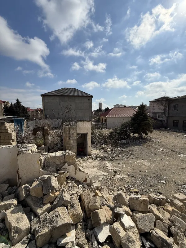 Satılır torpaq sahəsi 12 m²