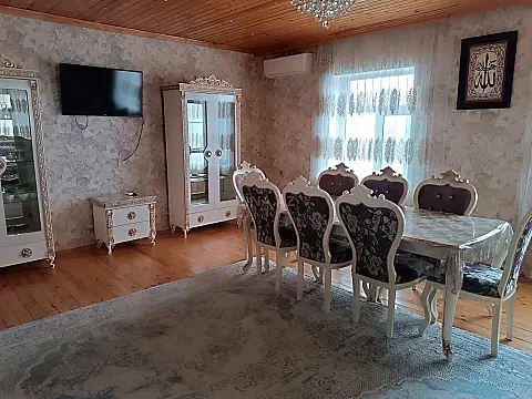 Satılır 3 otaqlı həyət evi 138 m²