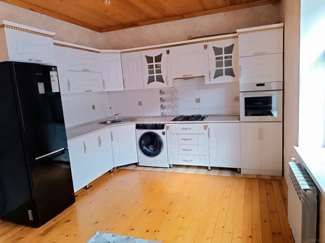 Satılır 3 otaqlı həyət evi 138 m²