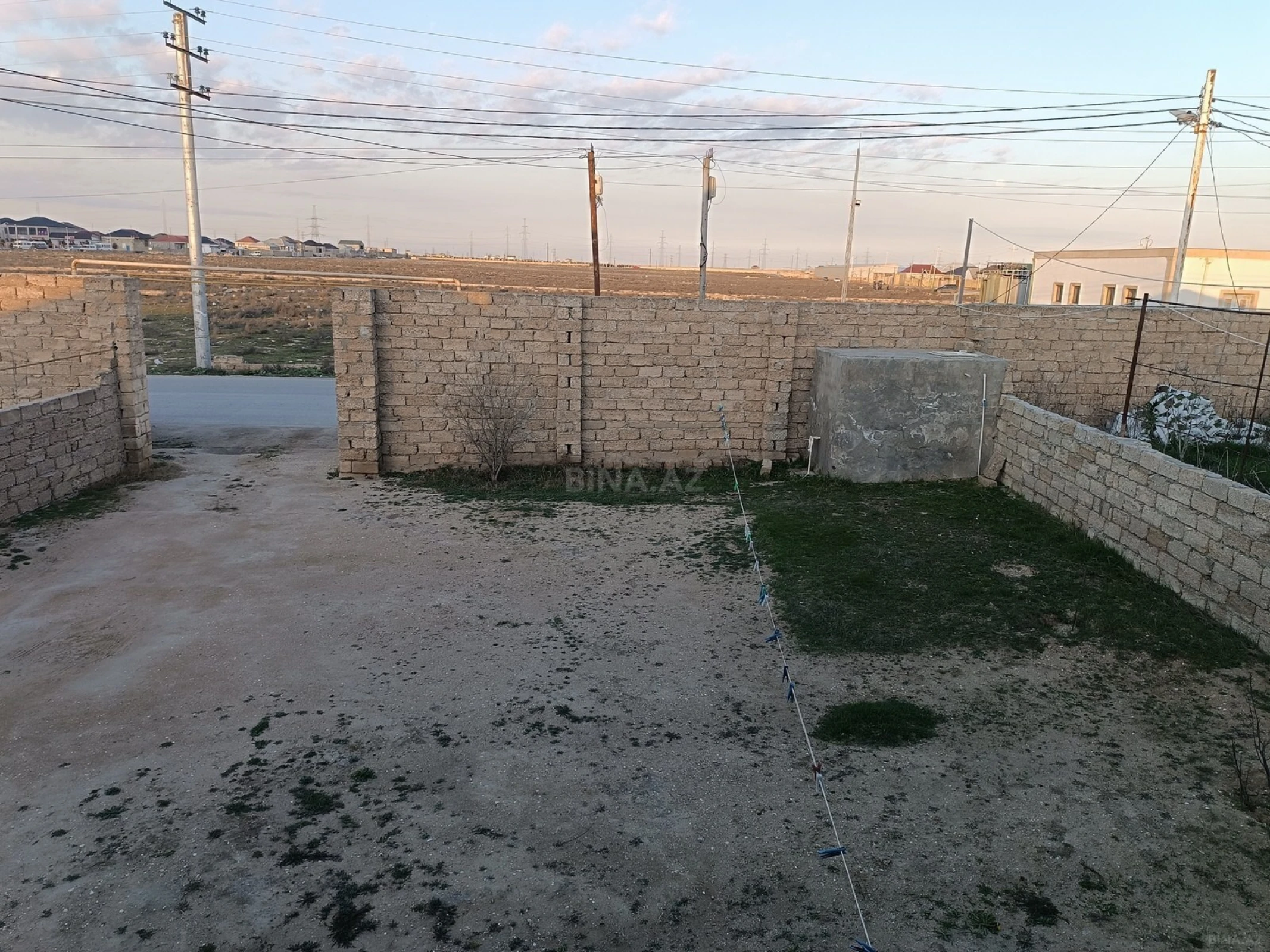 Satılır 3 otaqlı həyət evi 138 m²