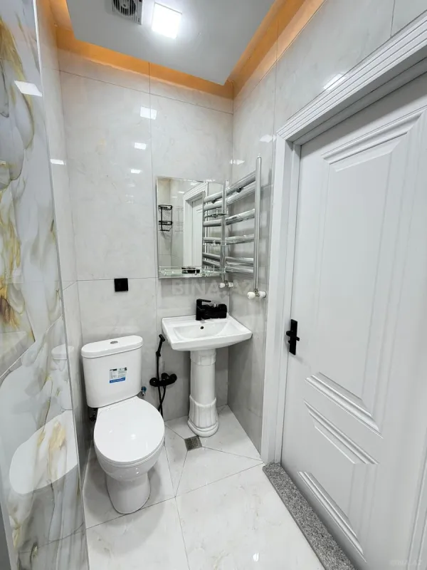Satılır 2 otaqlı mənzil 62 m²