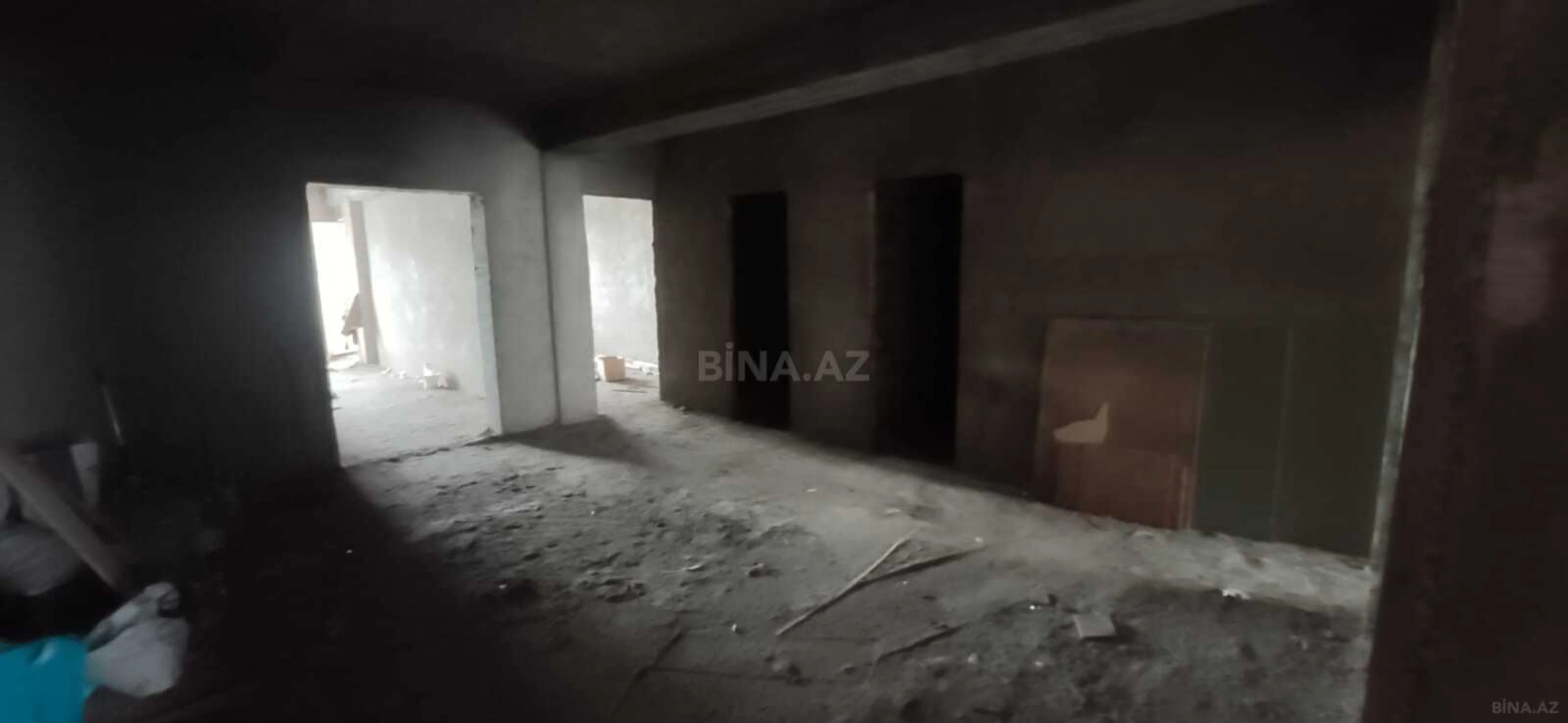 Satılır 3 otaqlı mənzil 146 m²