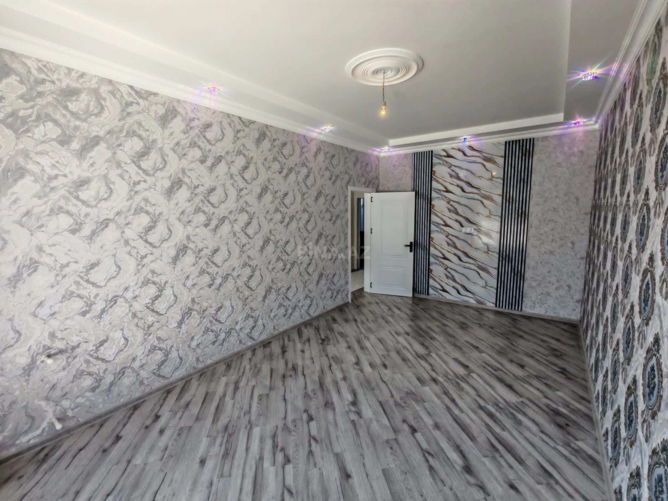 Satılır 4 otaqlı həyət evi 120 m²