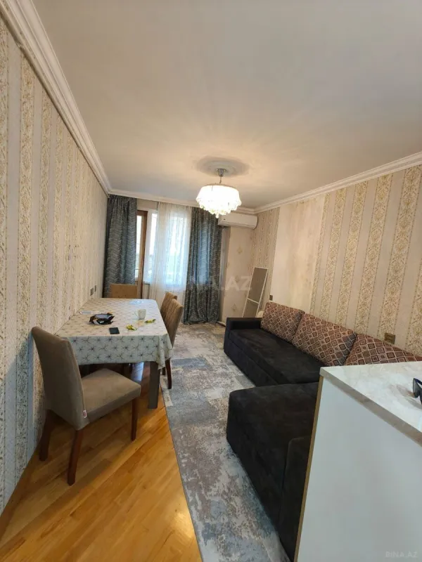 Kirayə verilir 2 otaqlı mənzil 65 m²