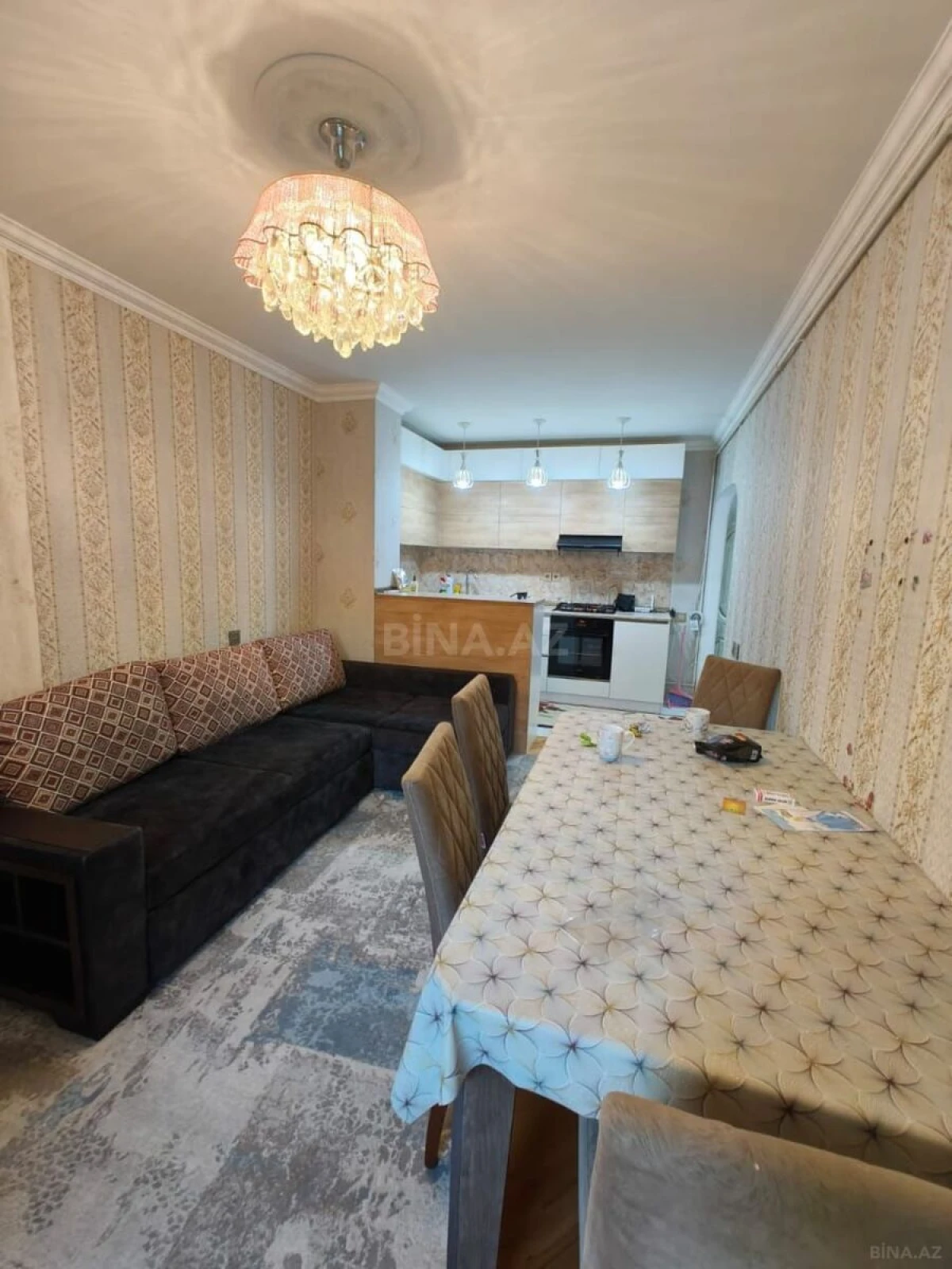 Kirayə verilir 2 otaqlı mənzil 65 m²