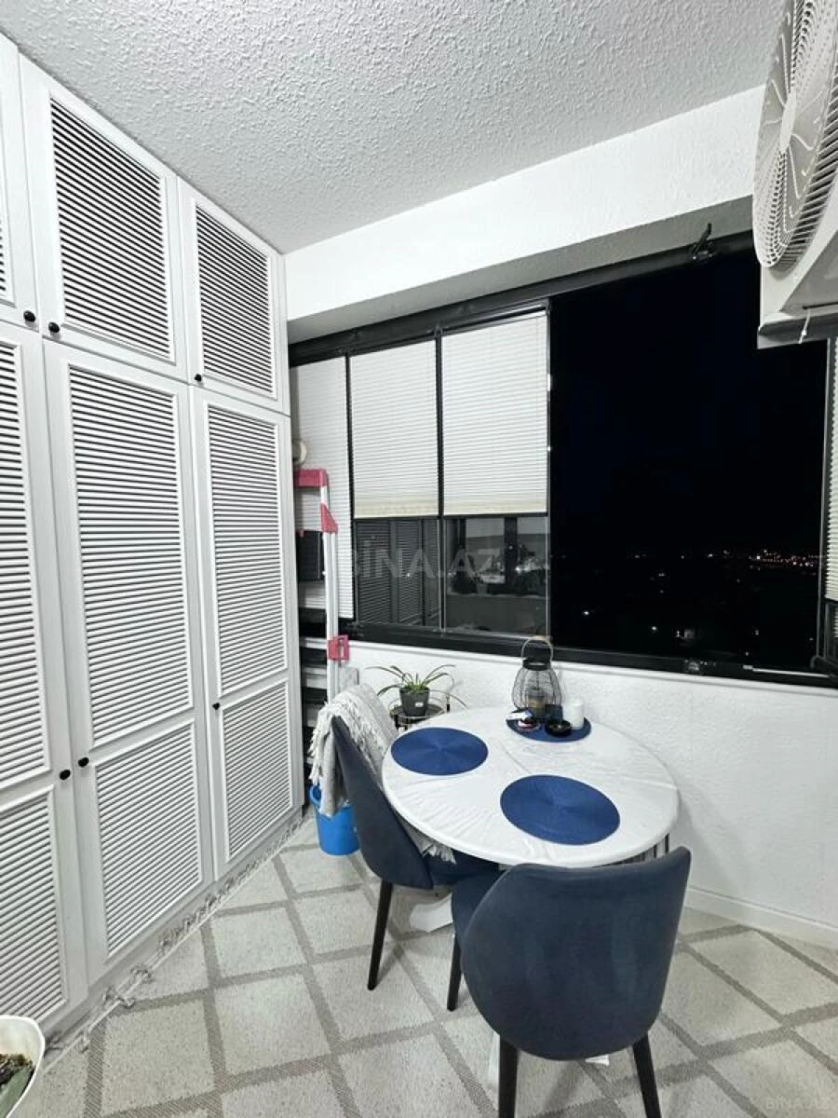 Satılır 2 otaqlı mənzil 92 m²