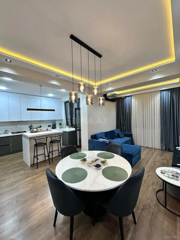 Satılır 2 otaqlı mənzil 92 m²