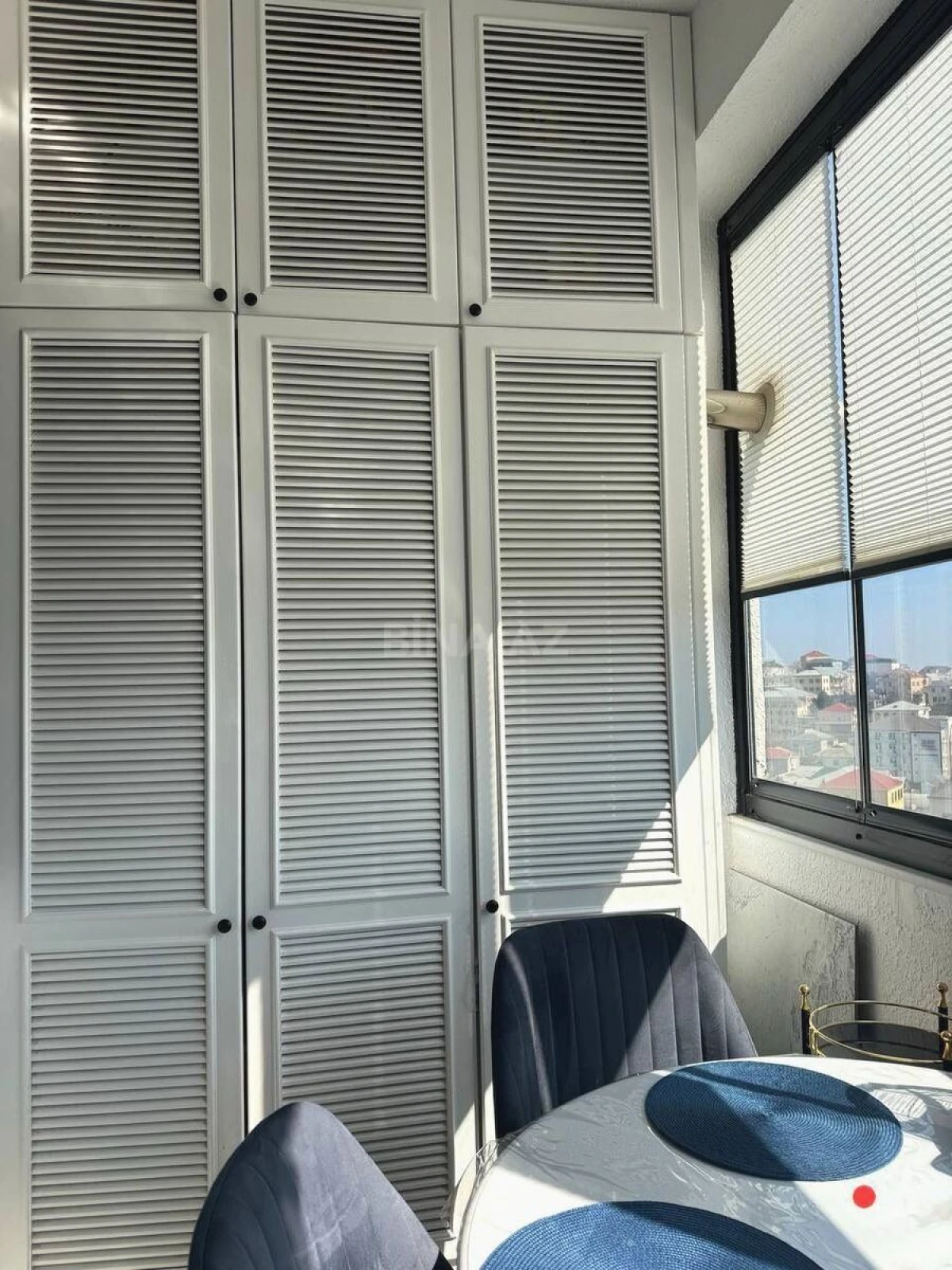 Satılır 2 otaqlı mənzil 92 m²