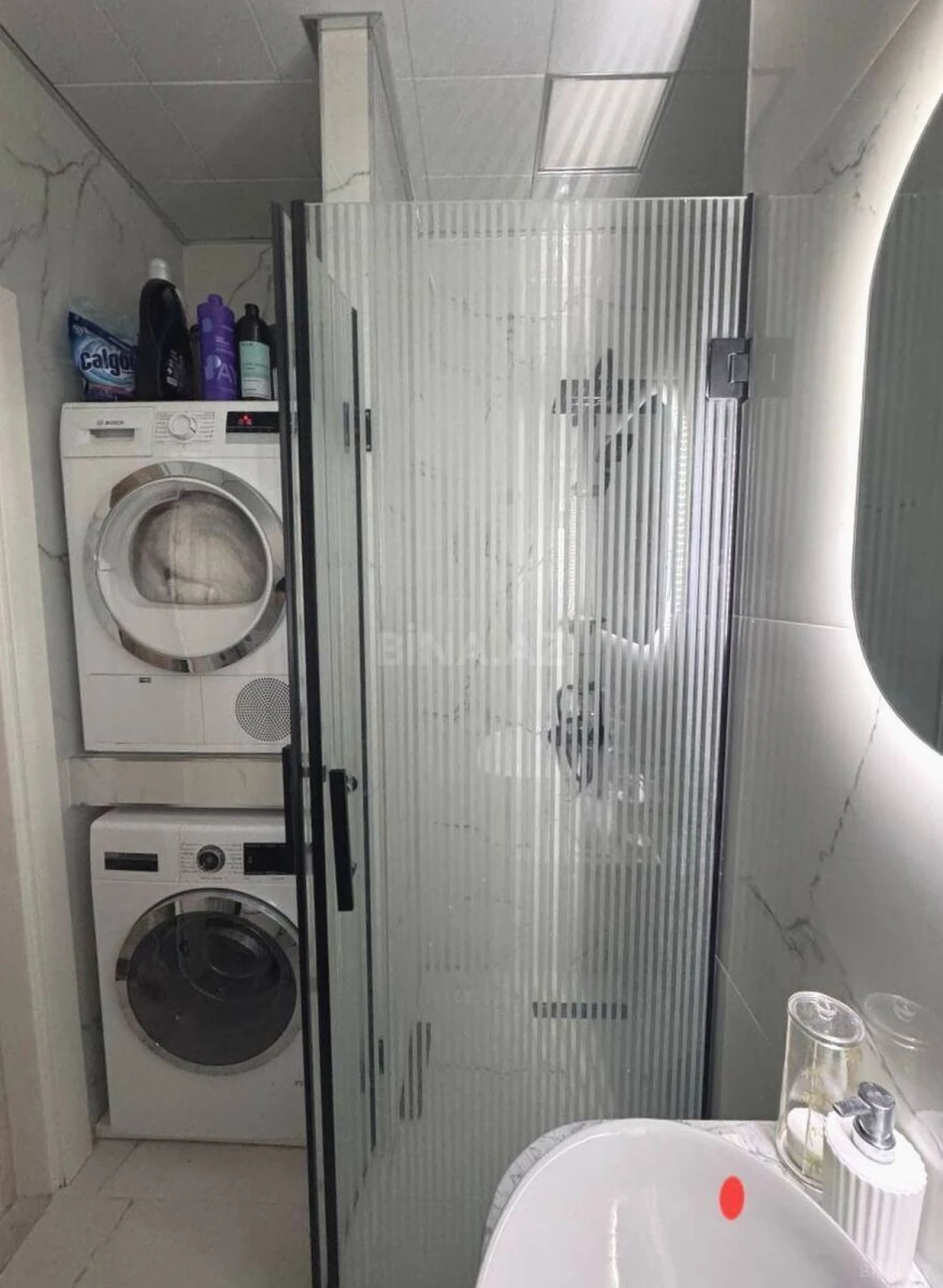 Satılır 2 otaqlı mənzil 92 m²