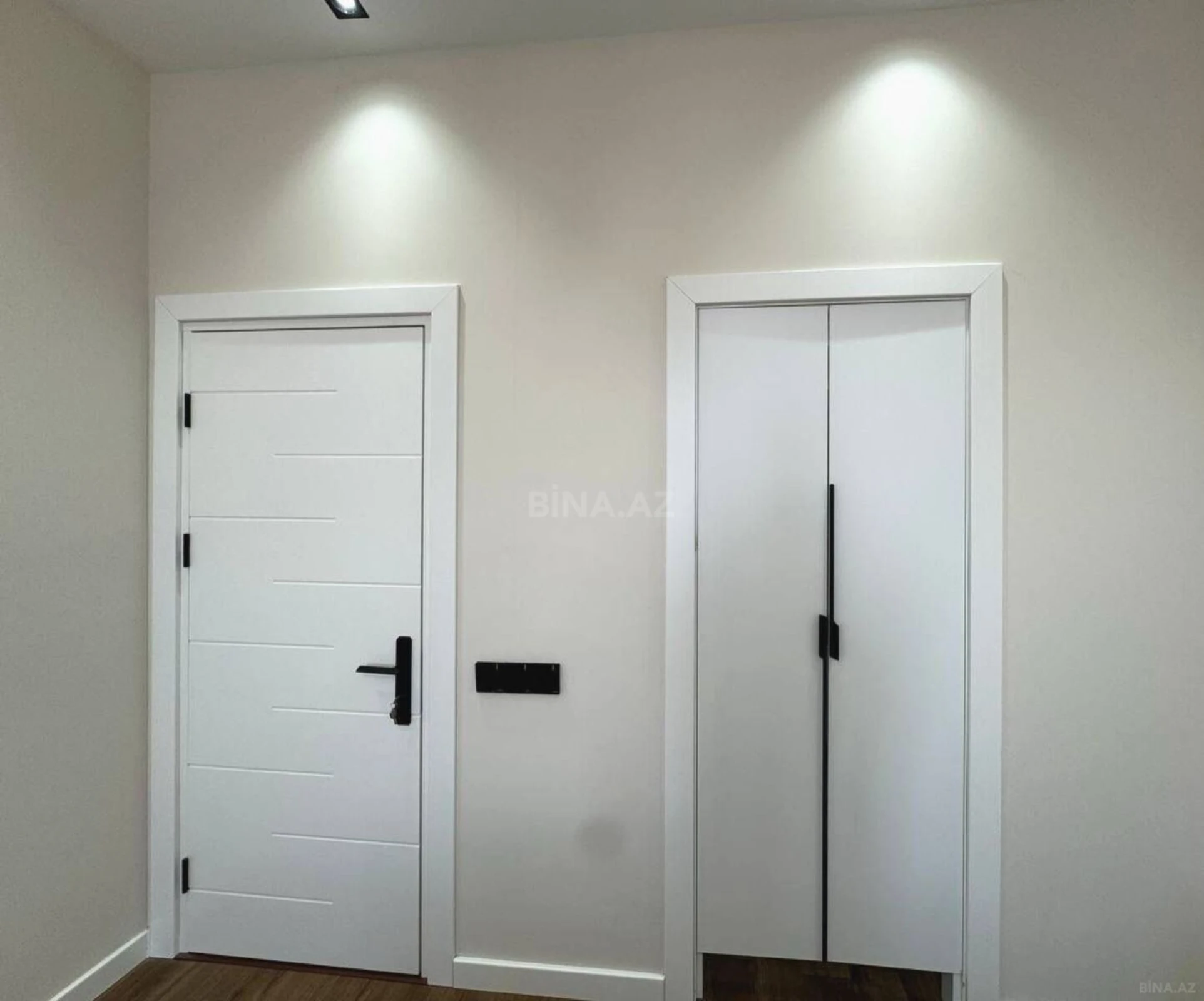 Satılır 2 otaqlı mənzil 92 m²