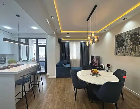 Satılır 2 otaqlı mənzil 92 m²