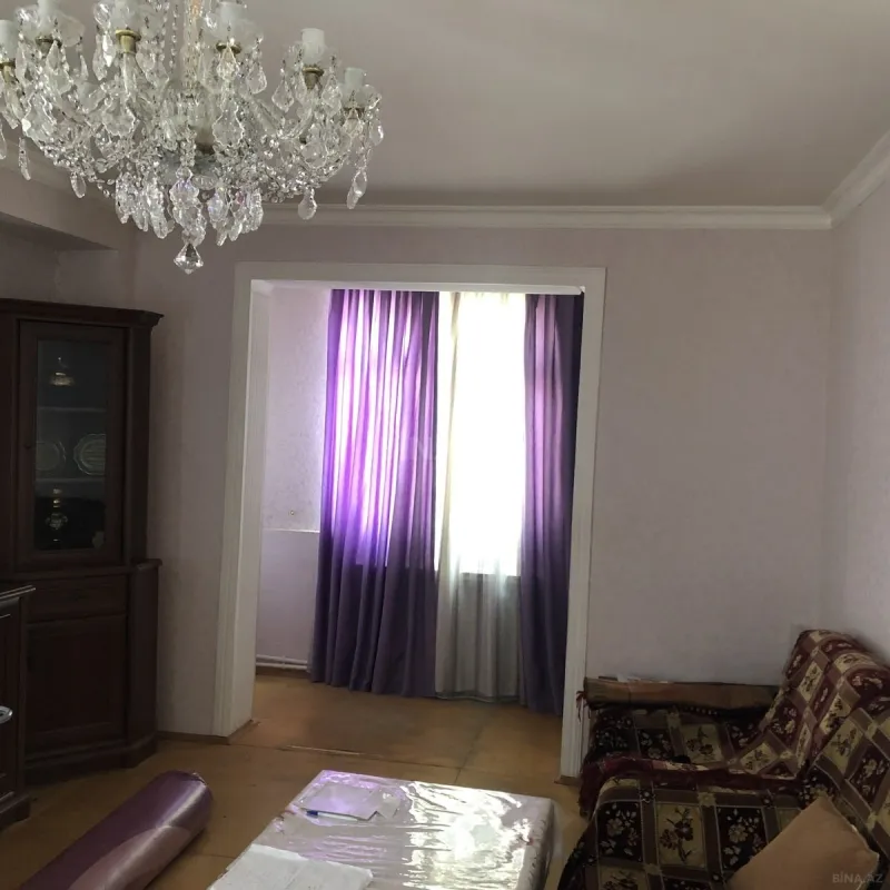 Satılır 1 otaqlı mənzil 42 m²