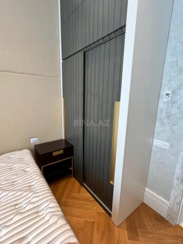 Kirayə verilir 3 otaqlı mənzil 115 m²