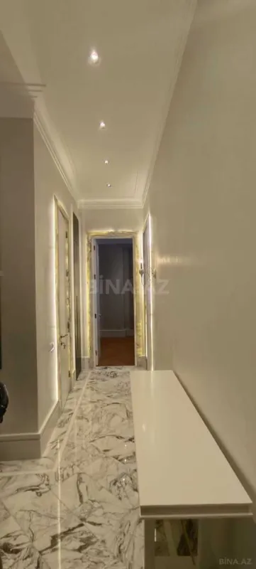 Kirayə verilir 3 otaqlı mənzil 115 m²