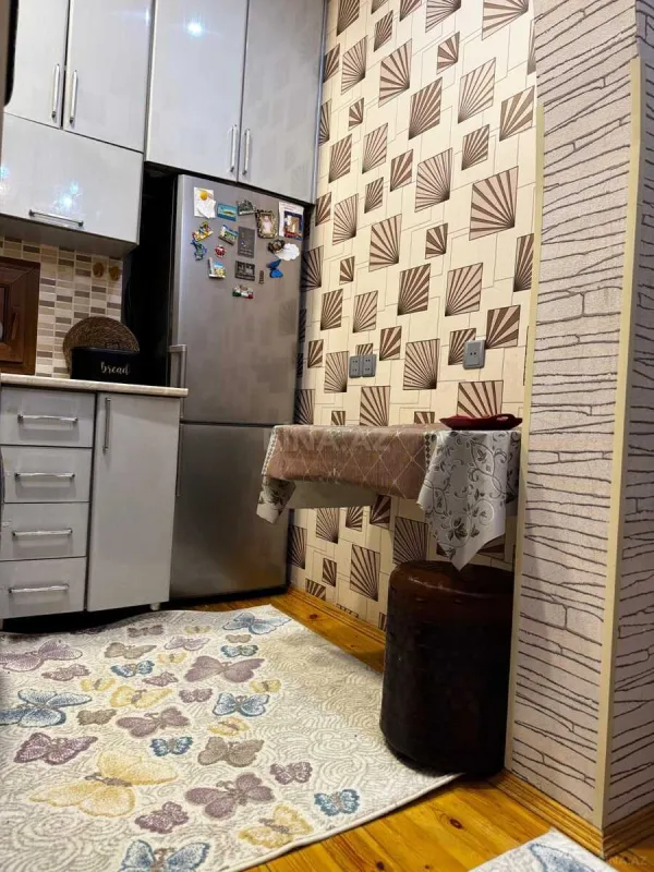 Satılır 2 otaqlı mənzil 78 m²