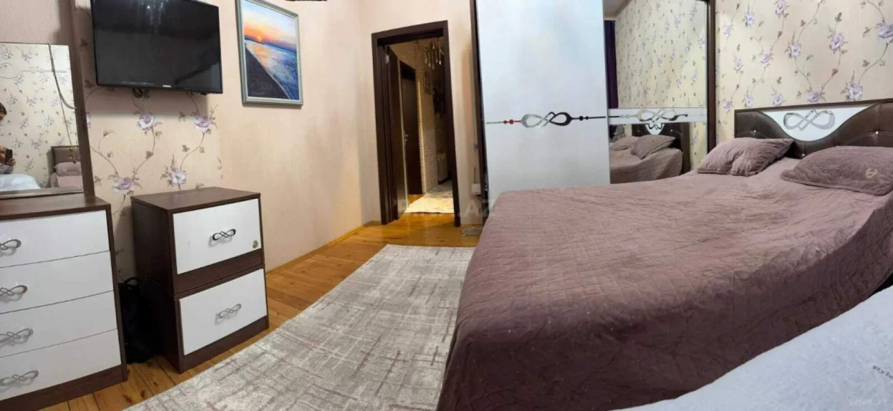 Satılır 2 otaqlı mənzil 78 m²
