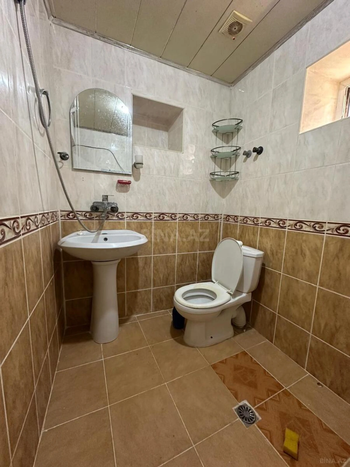 Kirayə verilir 3 otaqlı həyət evi 70 m²