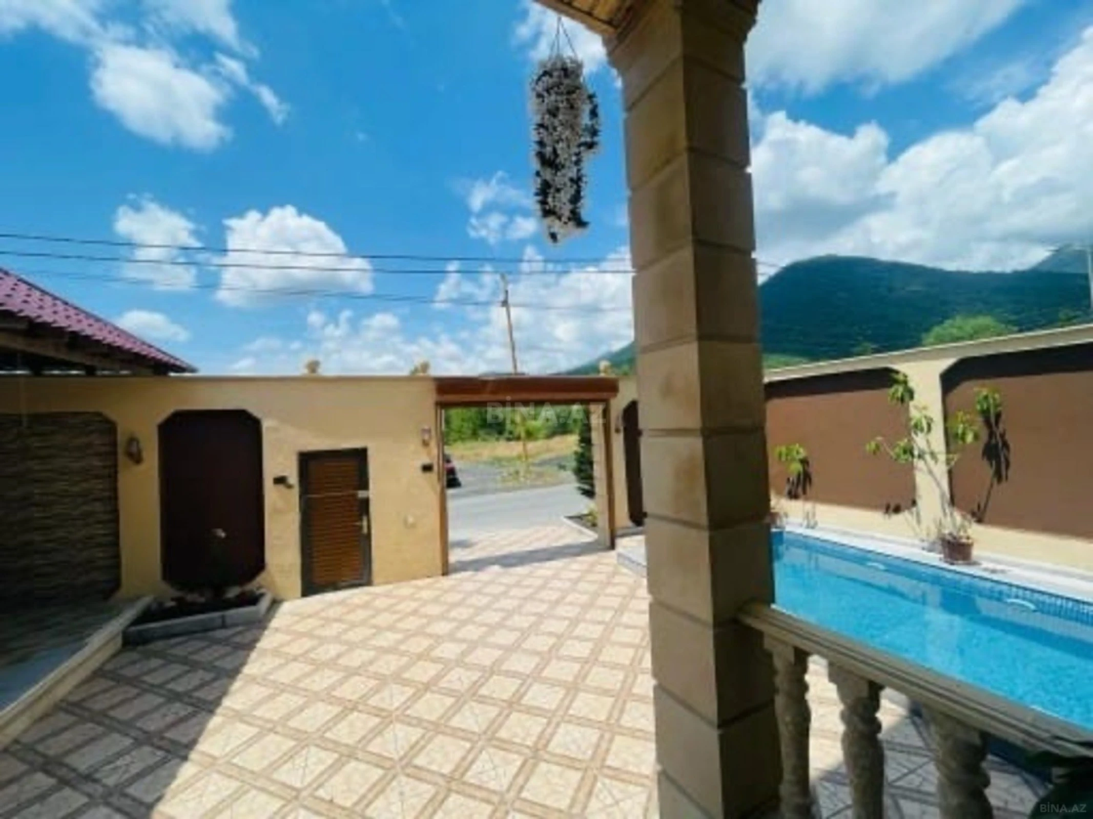 Kirayə verilir 5 otaqlı həyət evi 130 m²