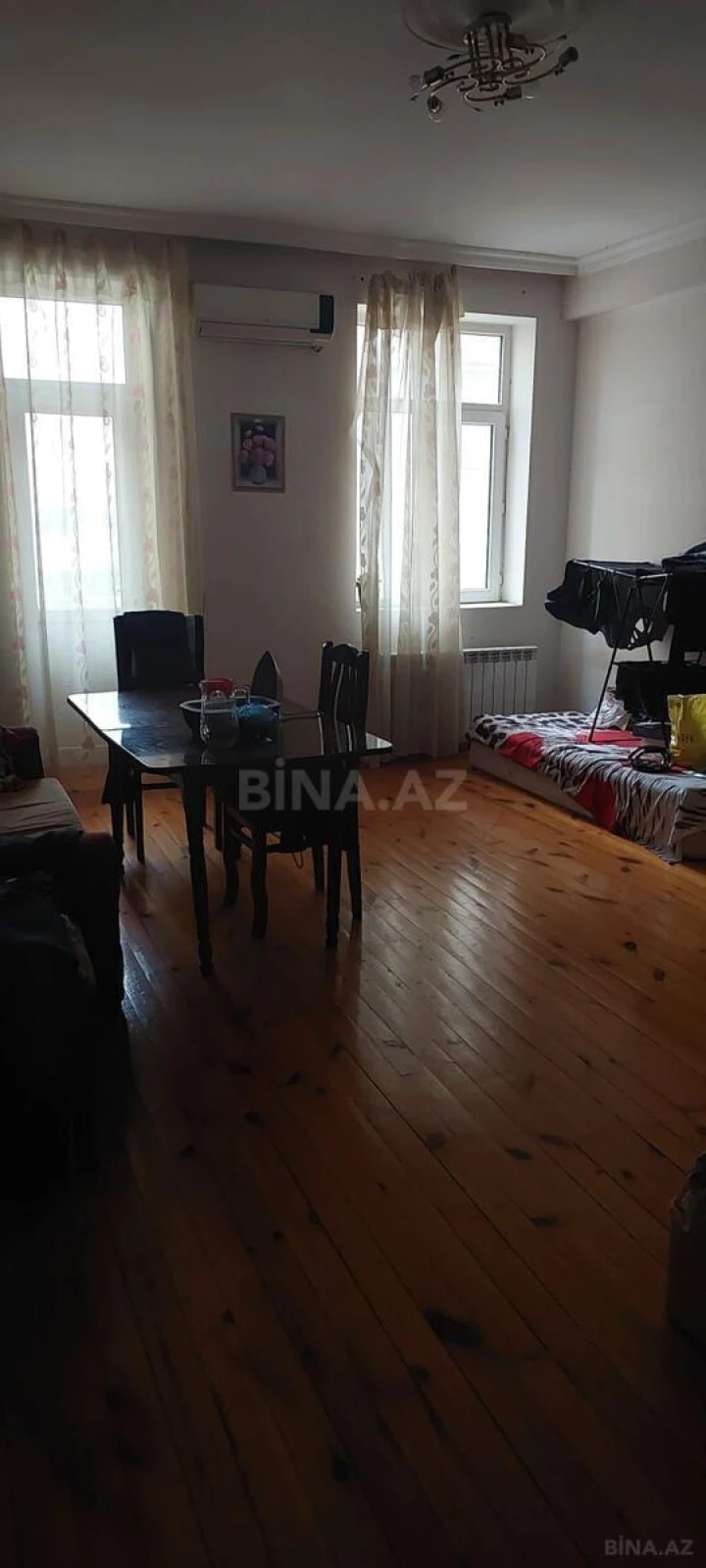 Satılır 2 otaqlı mənzil 71 m²