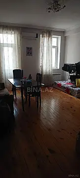 Satılır 2 otaqlı mənzil 71 m²