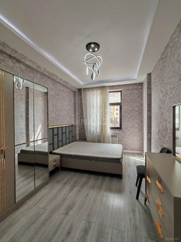 Satılır 2 otaqlı mənzil 62 m²