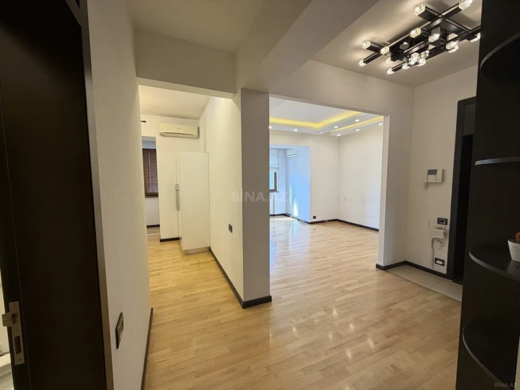 Satılır 3 otaqlı mənzil 90 m²