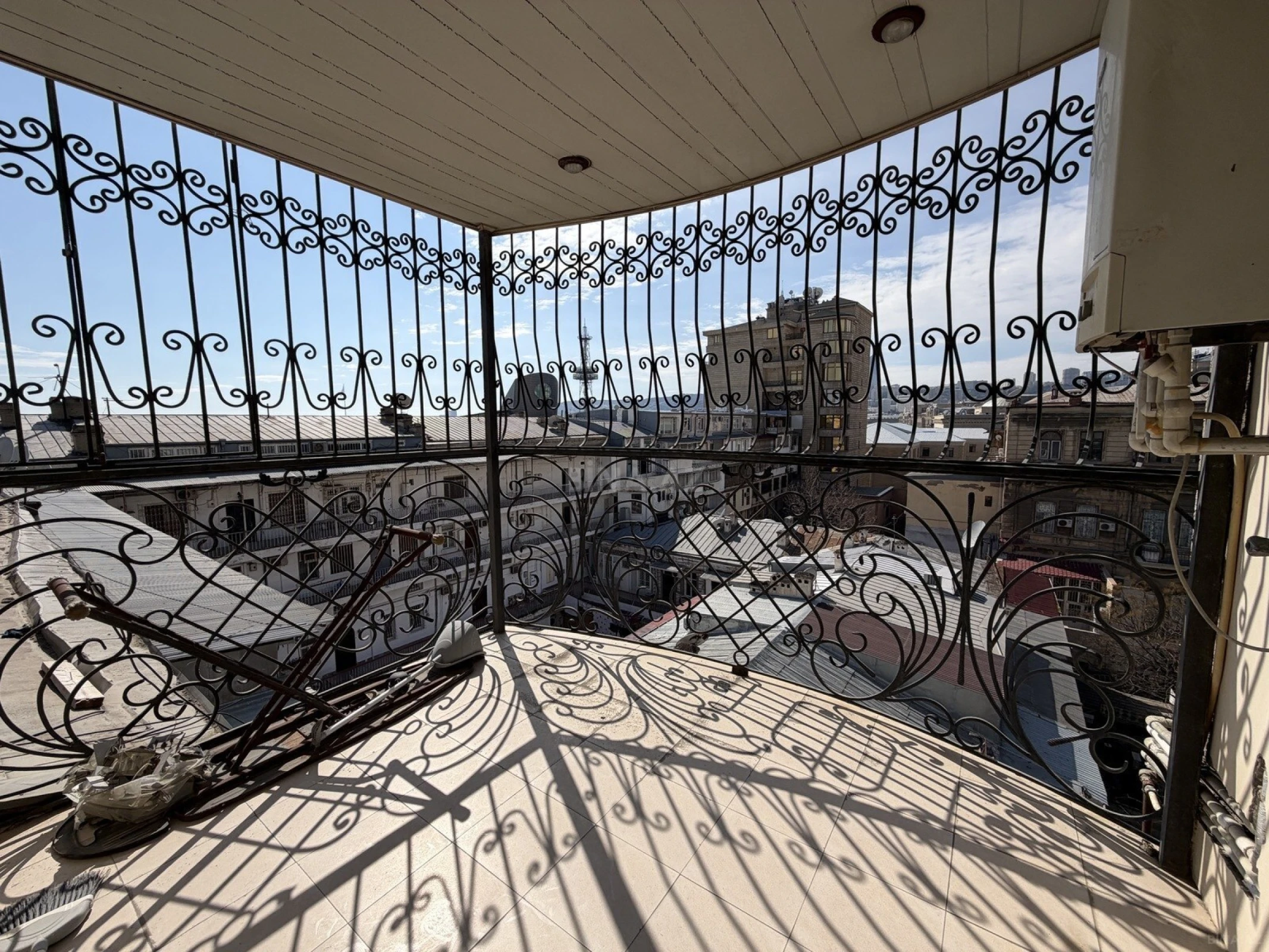 Satılır 3 otaqlı mənzil 90 m²