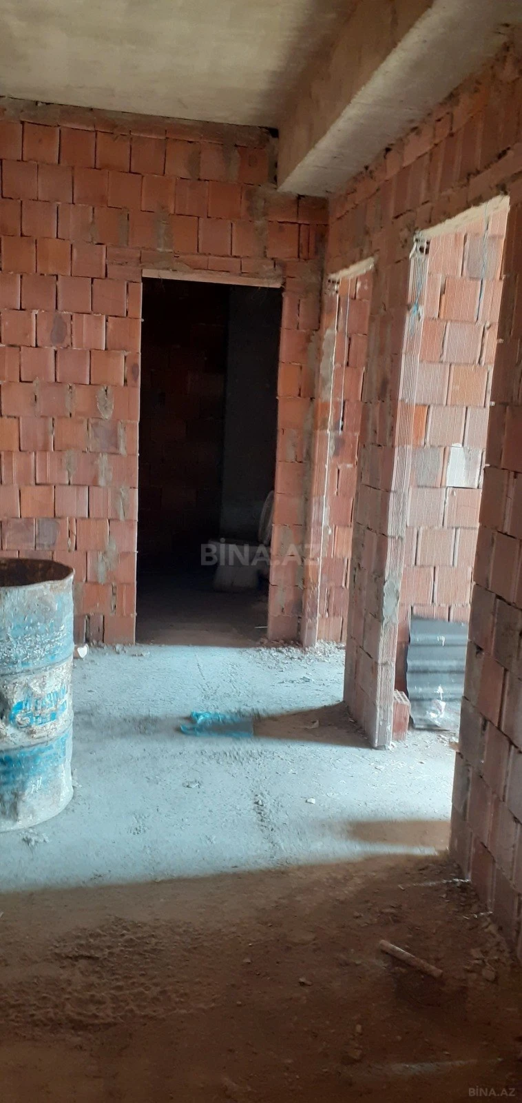 Satılır 4 otaqlı mənzil 88 m²