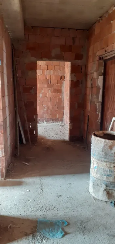 Satılır 4 otaqlı mənzil 88 m²