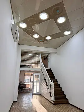 Kirayə verilir obyekt 80 m²