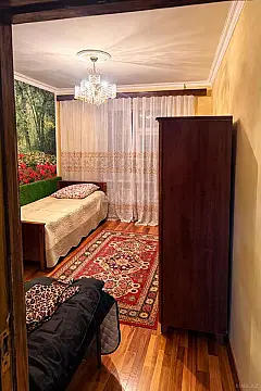 Satılır 4 otaqlı mənzil 85 m²