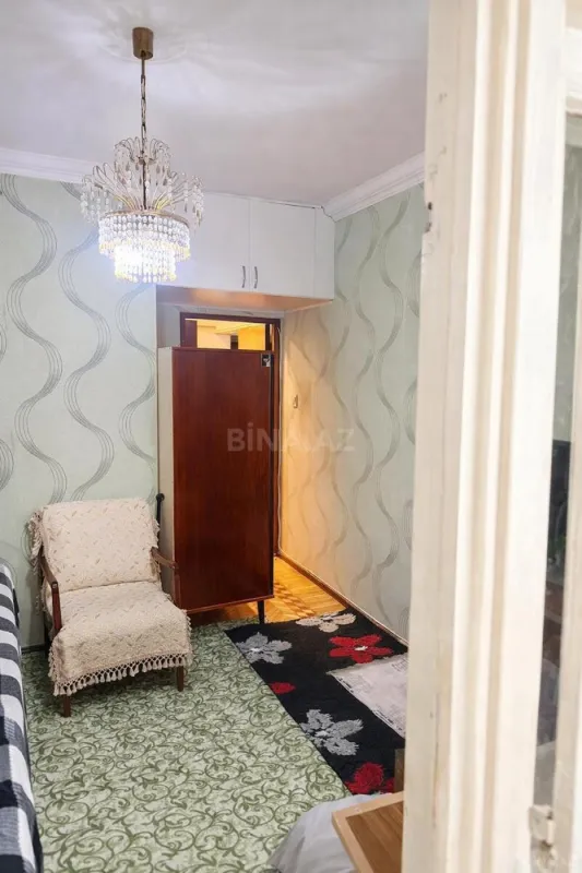 Satılır 4 otaqlı mənzil 85 m²