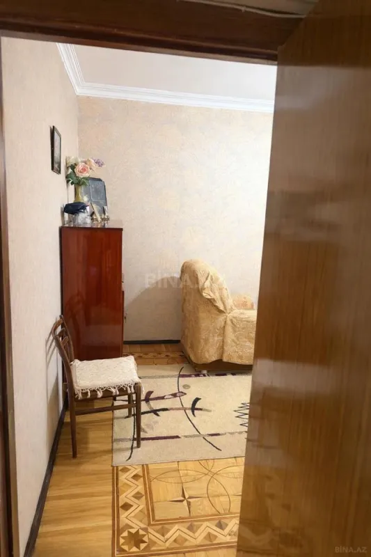 Satılır 4 otaqlı mənzil 85 m²