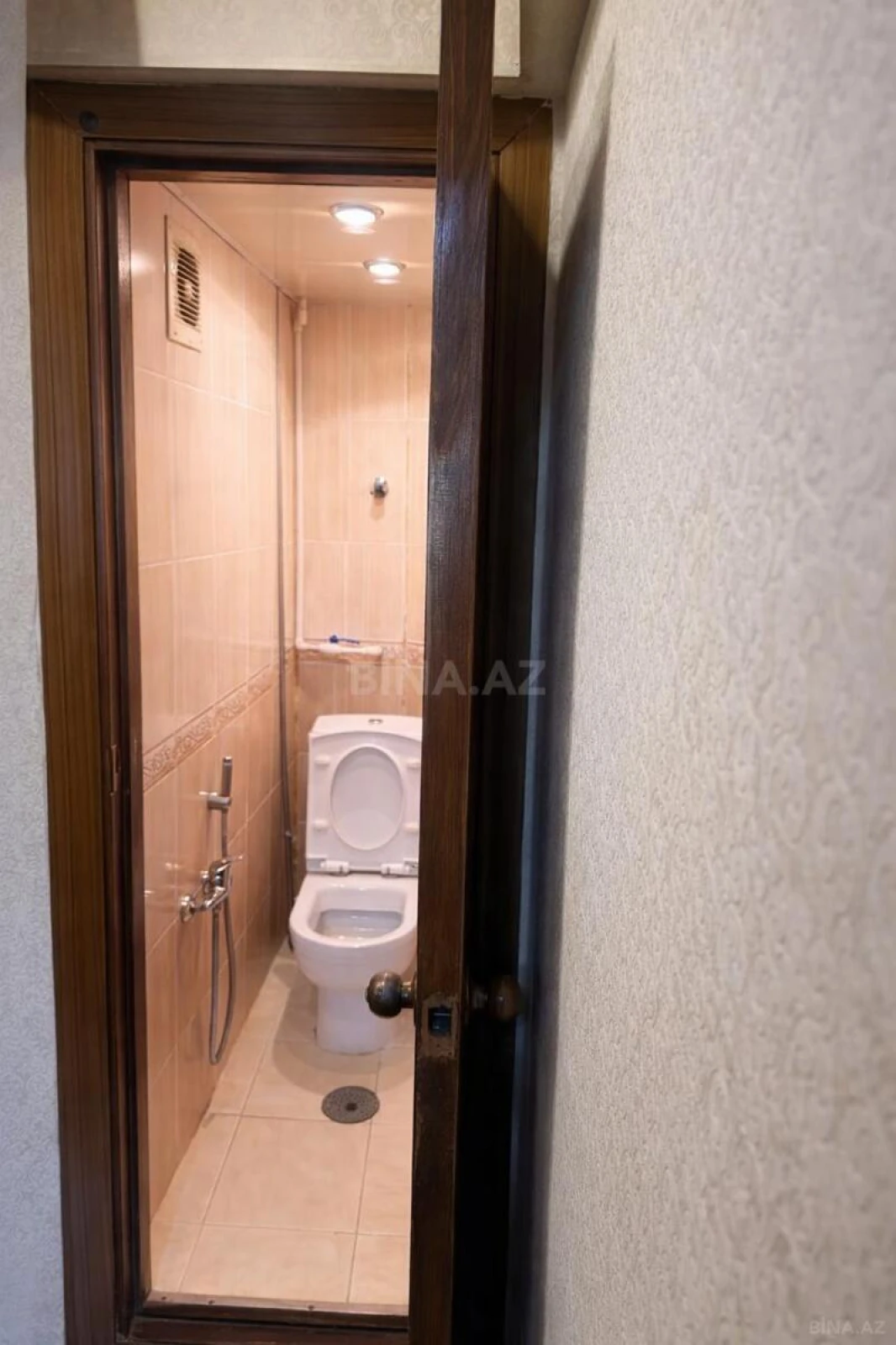 Satılır 4 otaqlı mənzil 85 m²