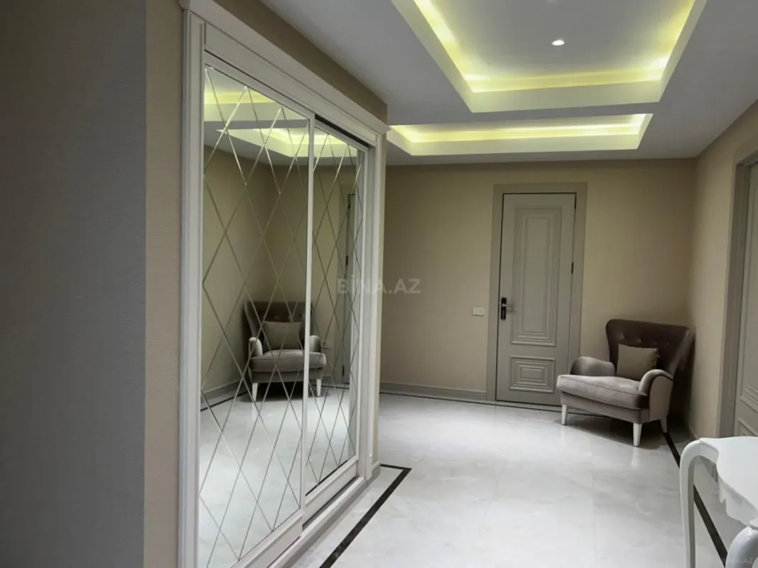 Kirayə verilir 3 otaqlı mənzil 160 m²