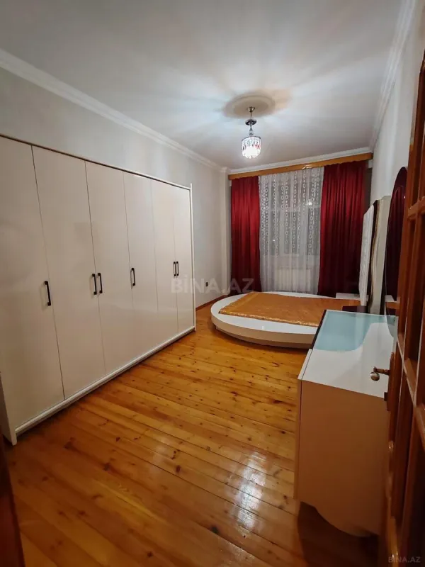 Kirayə verilir 3 otaqlı mənzil 100 m²