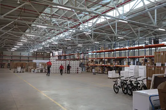 Kirayə verilir obyekt 650 m²