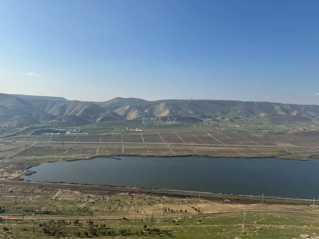 Satılır 3 otaqlı mənzil 96 m²