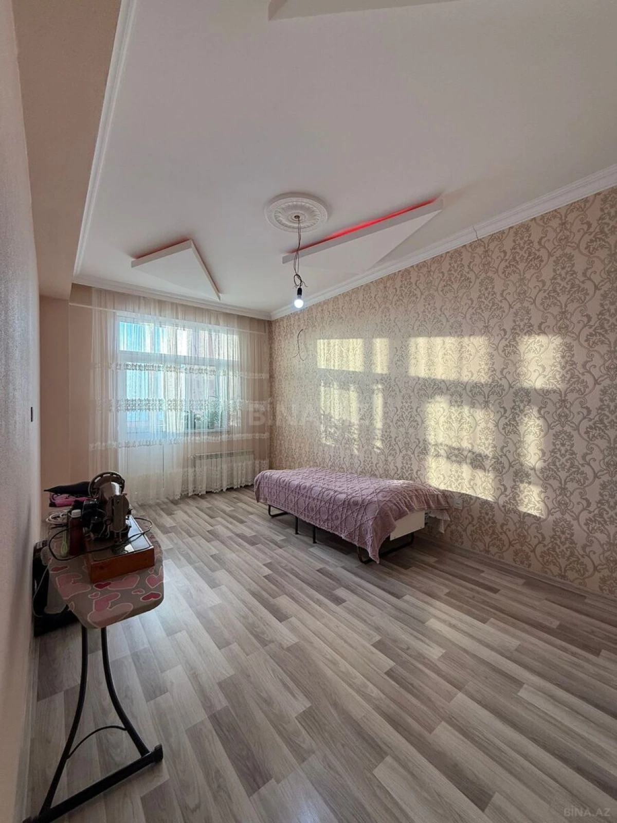 Satılır 3 otaqlı mənzil 96 m²
