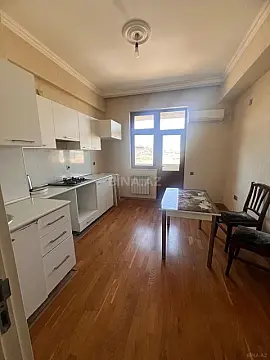 Satılır 2 otaqlı mənzil 80 m²
