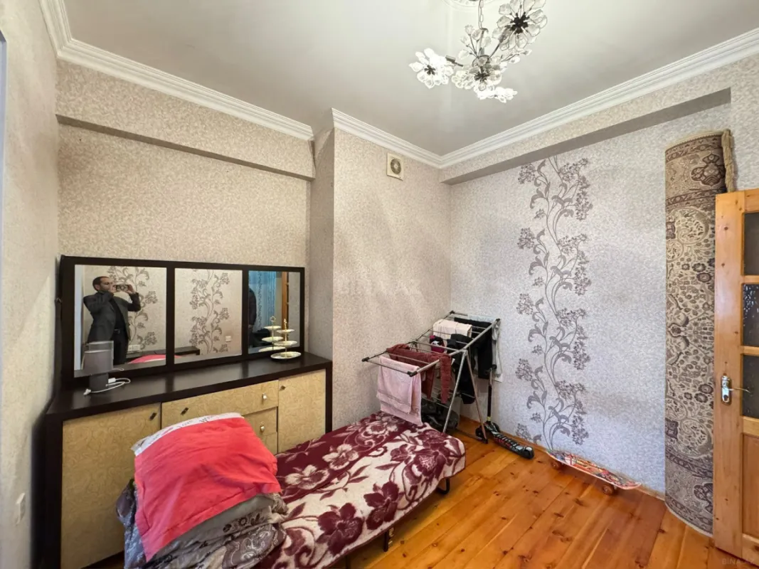 Satılır 2 otaqlı mənzil 55 m²