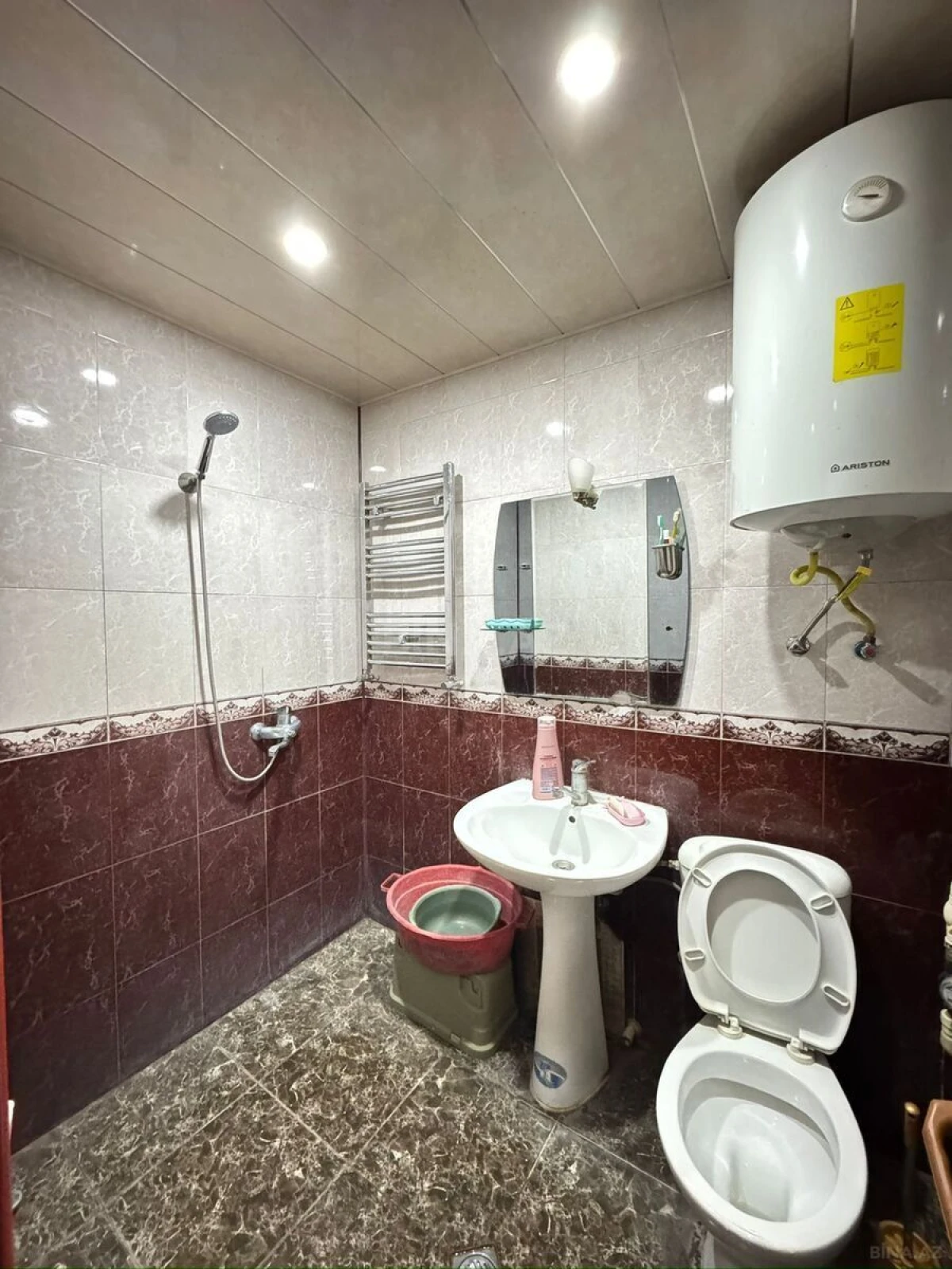 Satılır 2 otaqlı mənzil 55 m²