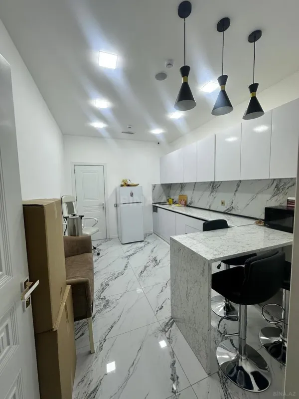 Kirayə verilir obyekt 370 m²