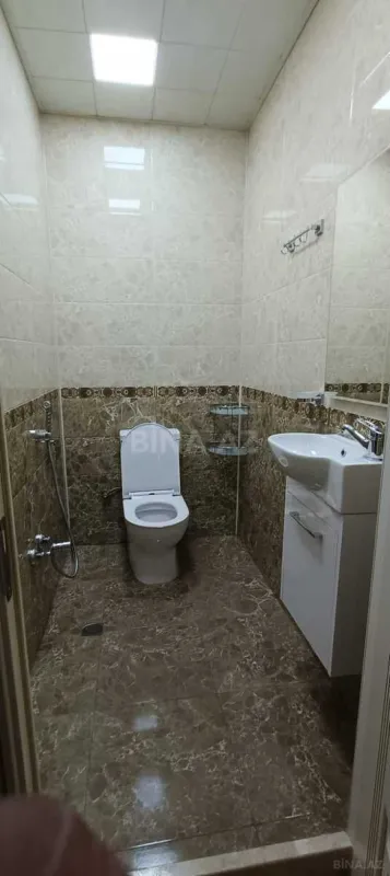 Kirayə verilir 3 otaqlı mənzil 143 m²