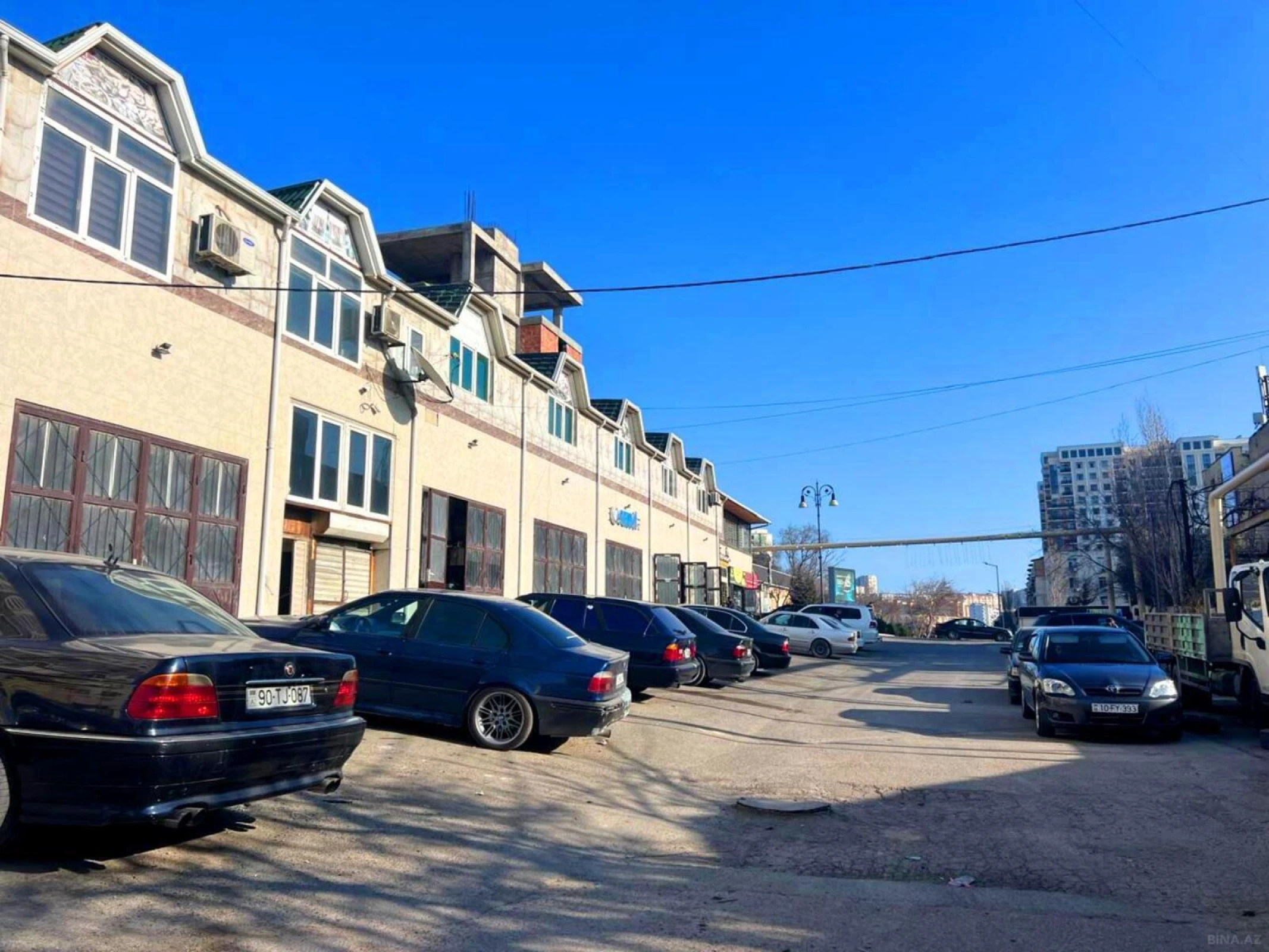 Kirayə verilir obyekt 115 m²