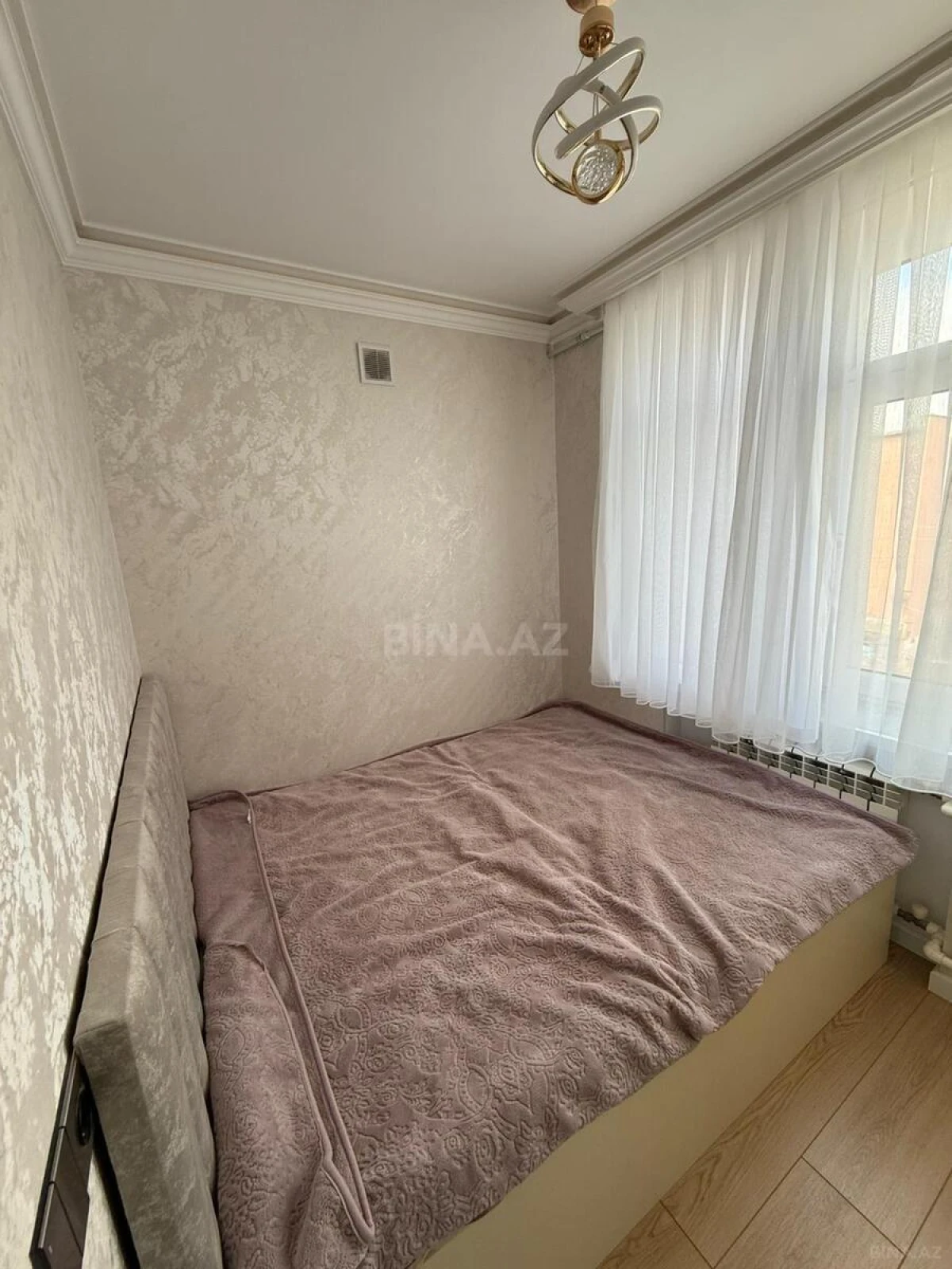 Kirayə verilir 2 otaqlı mənzil 50 m²