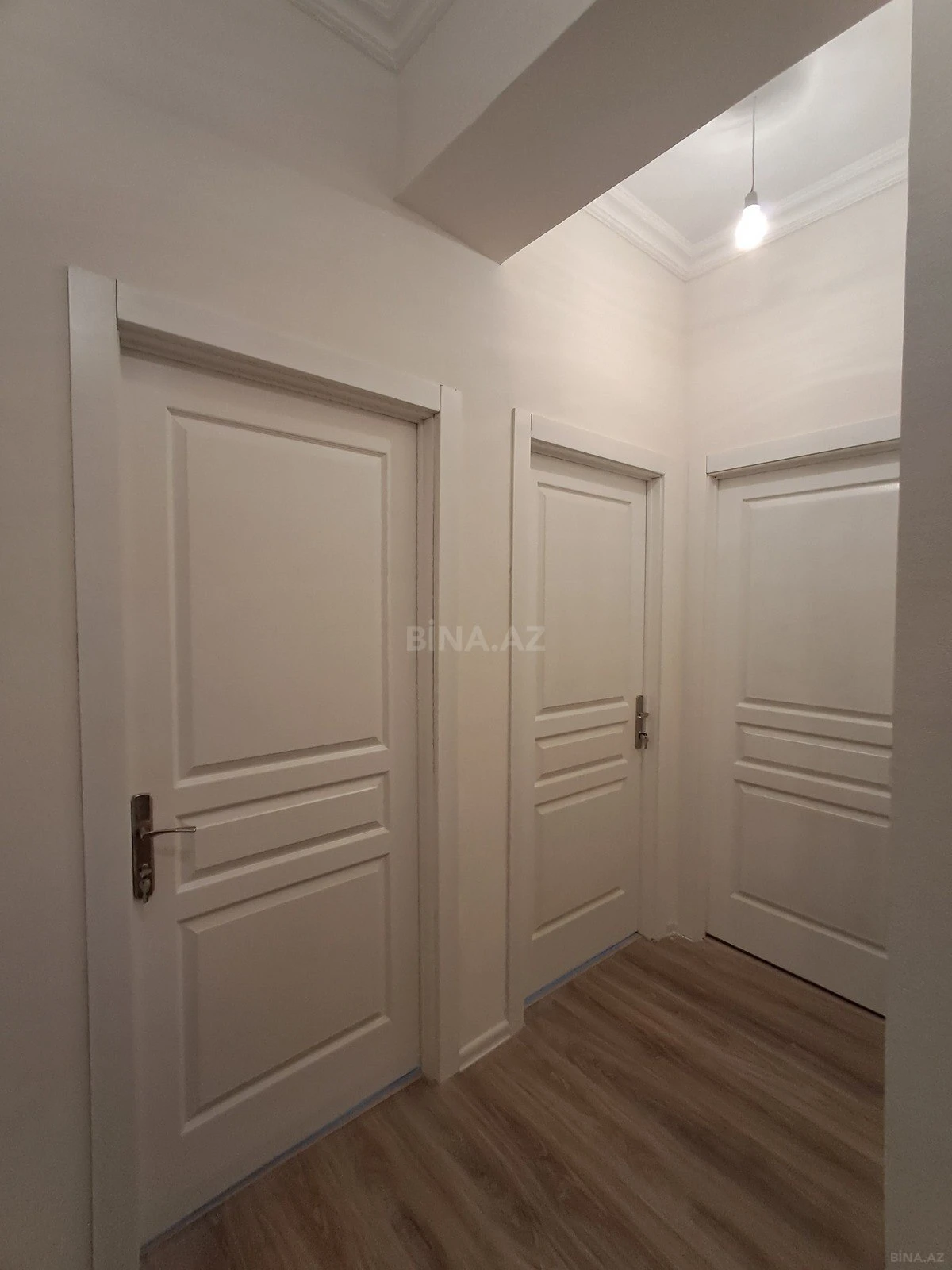 Satılır 2 otaqlı mənzil 58 m²