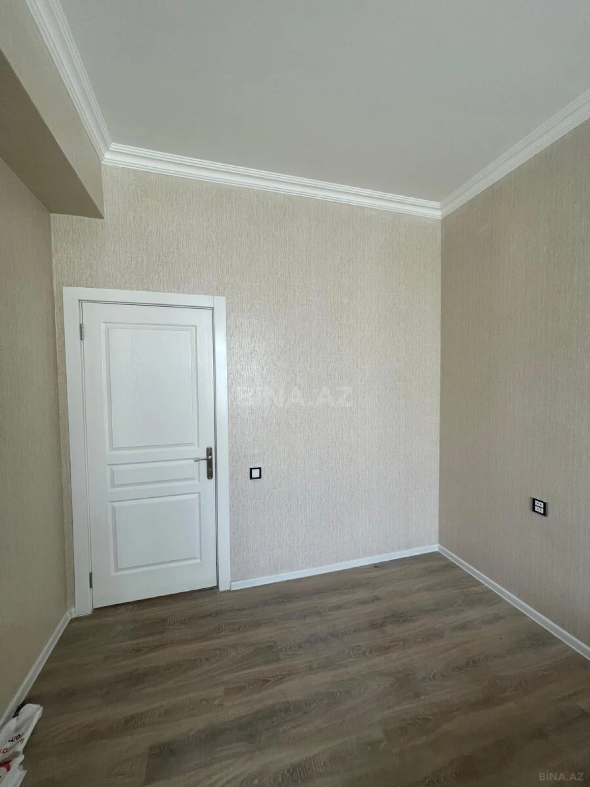 Satılır 2 otaqlı mənzil 58 m²