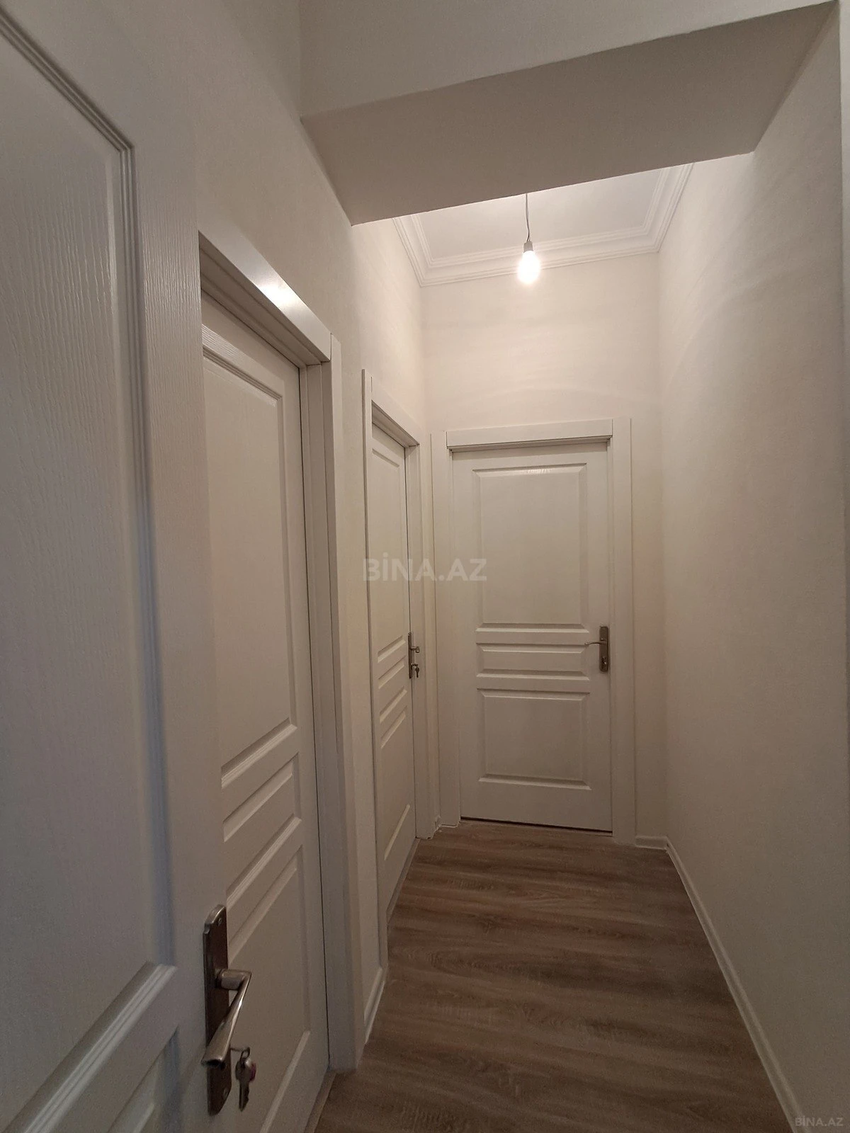 Satılır 2 otaqlı mənzil 58 m²