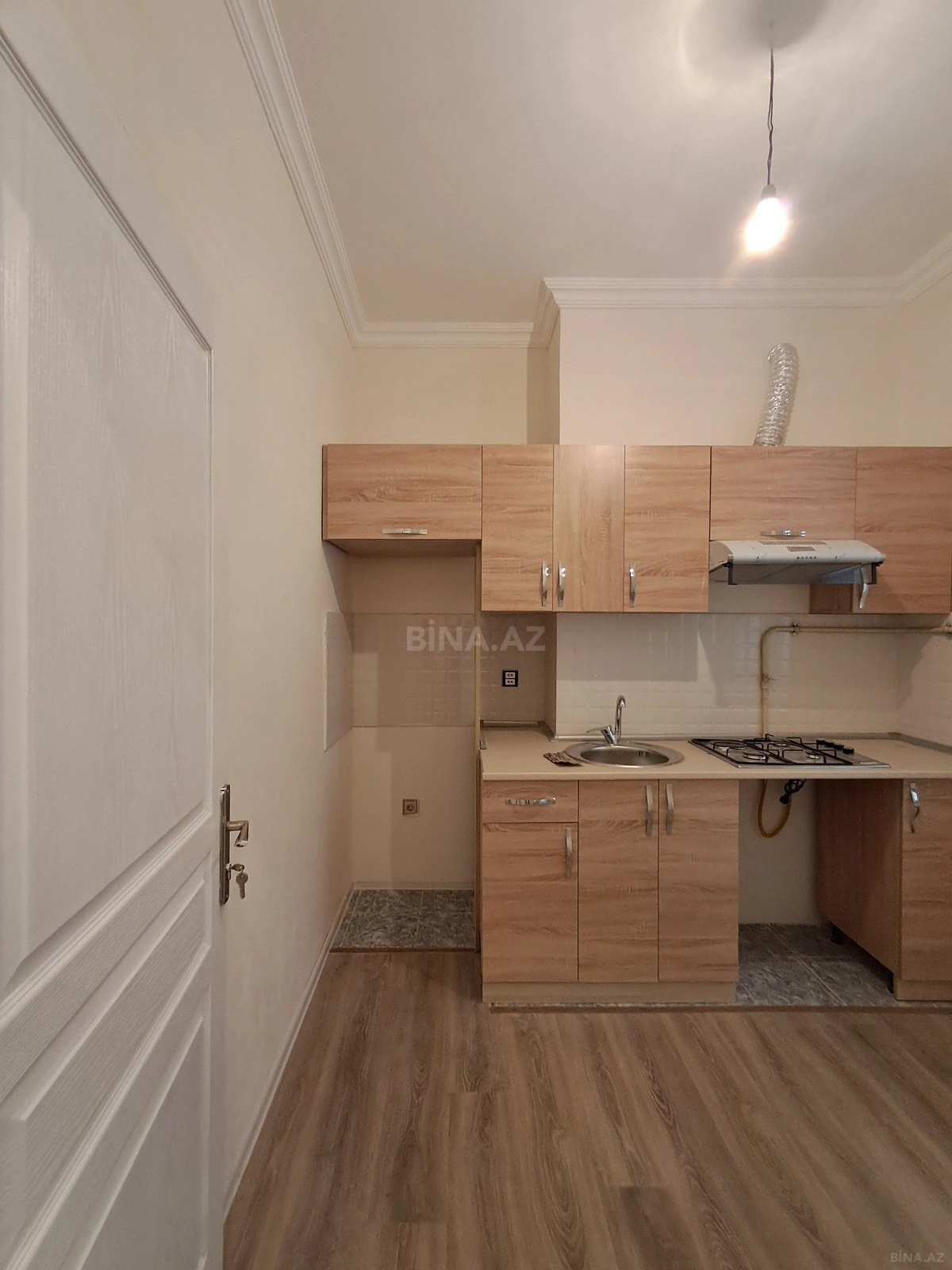 Satılır 2 otaqlı mənzil 58 m²